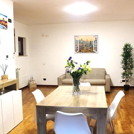 Apartamento Minerva House - Airport And Fiera Fiumicino Exterior foto